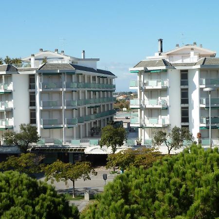 Residence Torino Lido di Jesolo Buitenkant foto